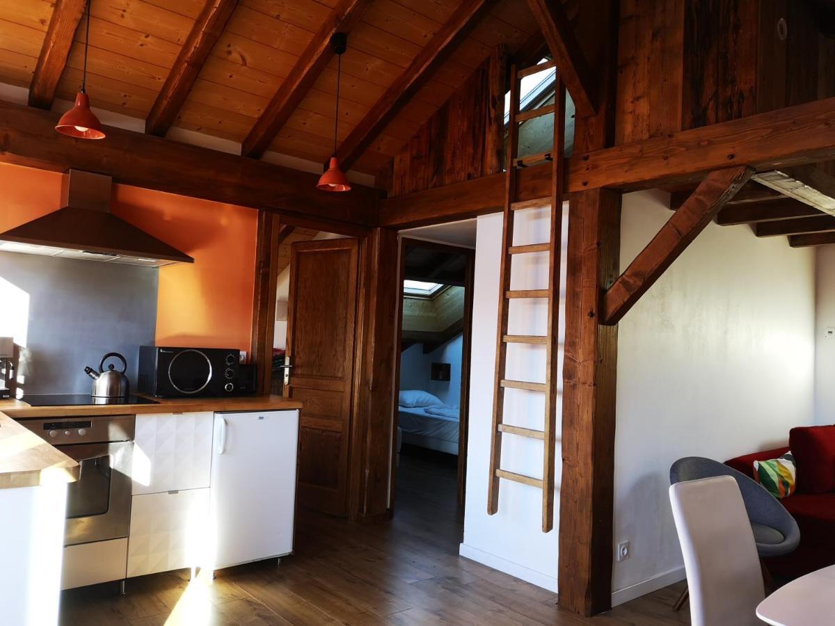 Bozel Petit Chalet Vieux Bois מראה חיצוני תמונה